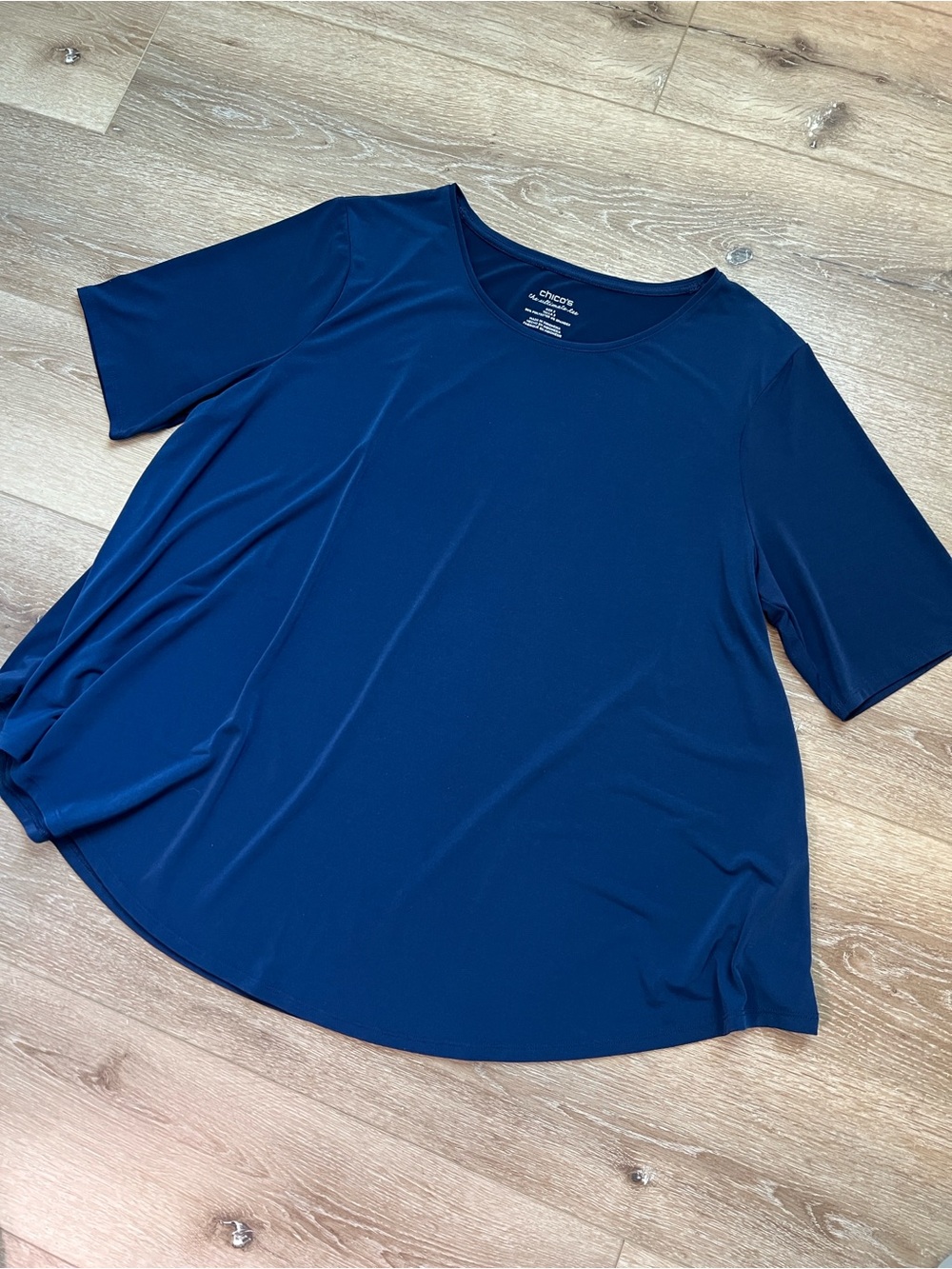 Chico's - Navy Short Sleeve Scoop Neck Top, Size 3/16/XL, Great Condition!